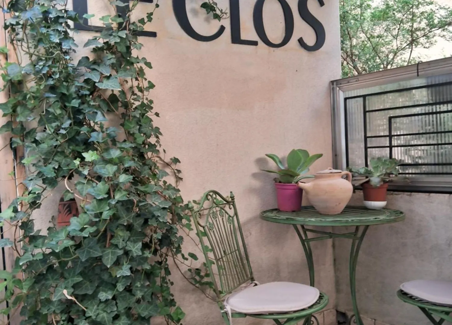Le Clos Du Rouet Tarascon Apartment